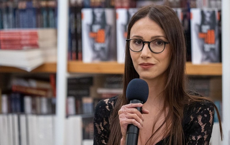 Alexandra Furnea, jurnalistă și supraviețuitoare Colectiv, despre jurnalista ucraineană torturată de ruși și trimisă acasă într-un sac negru: „Când devii o crimă de război, soldații te torturează râzând”