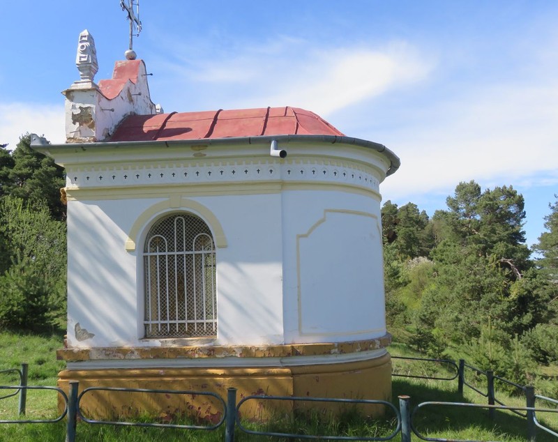 Zece troițe istorice din Șcheii Brașovului, vechi de sute de ani, restaurate cu fonduri europene de aproape două milioane de euro