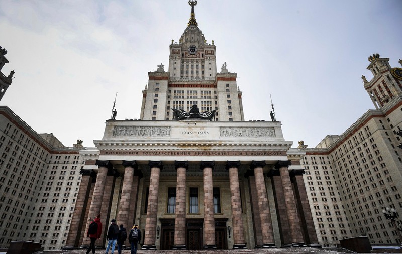 Burse în ruble pentru românii care vor să studieze în Rusia. Ambasada: „Anul acesta, observăm un interes puternic”