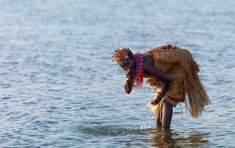 „Ne-am bazat pe lac pentru a trăi. Acum ne omoară". O comunitate din Kenya, în pericol de dispariție din cauza schimbărilor climatice