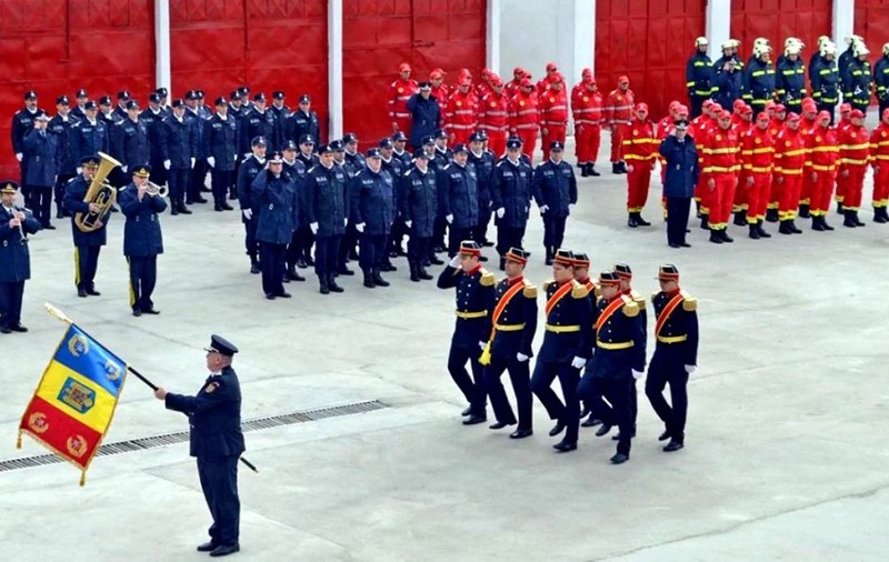 Colonelul Butoi Adrian deține recordul de rude angajate la ISU Dolj: soția, trei cumnați și doi fini