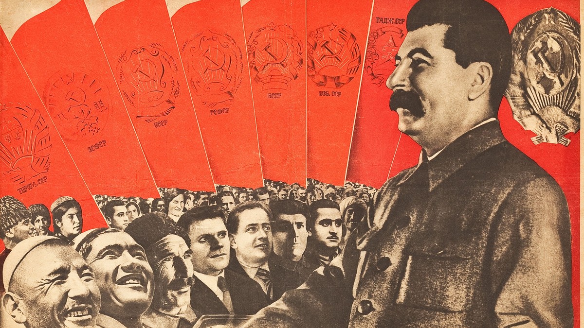 Iosif Visarionovici Stalin (în prim-plan), într-un afiș de propagandă Foto: Hepta
