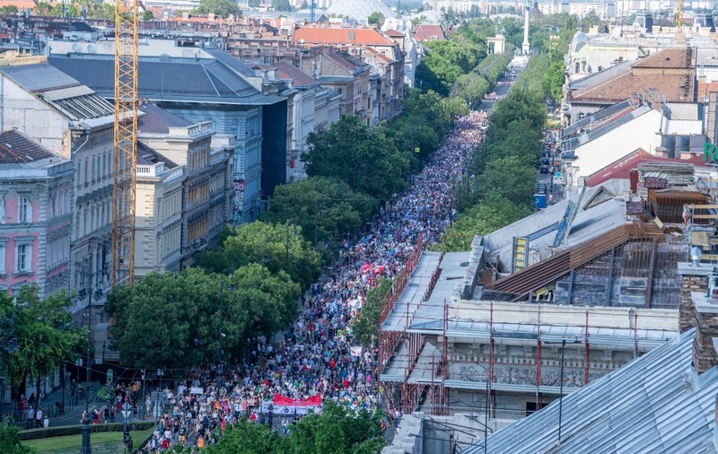 Guvernul maghiar dă înapoi în privința planului pentru o universitate chineză la Budapesta, după protestele din stradă