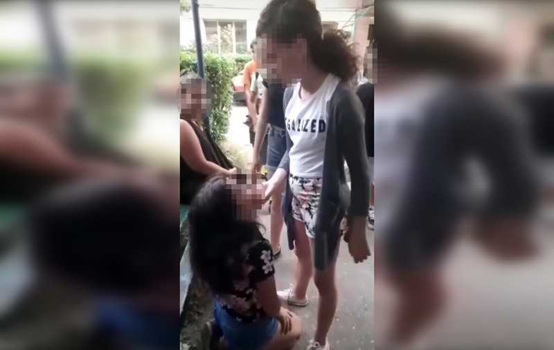 Adolescenta reținută după ce a bătut și umilit o fată de 13 ani din Târgu Jiu a fost pusă sub control judiciar