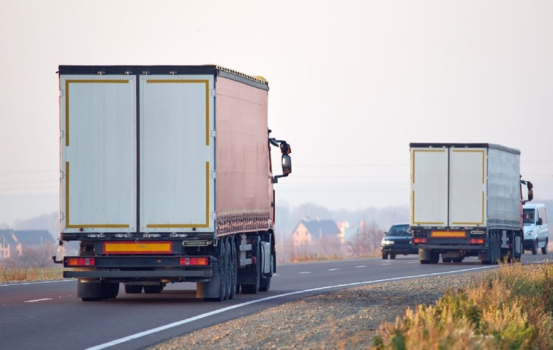 Transportatorii cer suspendarea amenzilor TollRo