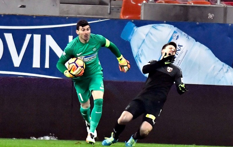 Penaltyul care a declanșat războiul la Ploiești! I-am găsit lui MM Stoica un 11 metri ce seamănă cu acela făcut de Niță în Steaua - Voluntari | FOTO&VIDEO