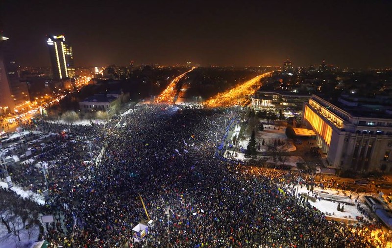 Mesaj tulburător al pilotului de pe MiG-21 mort azi, postat când au început protestele #rezist: ”Trăiască România!”