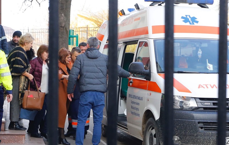 Zece persoane au ajuns la spital după accidentul din Buzău. Multe au mâini sau picioare rupte