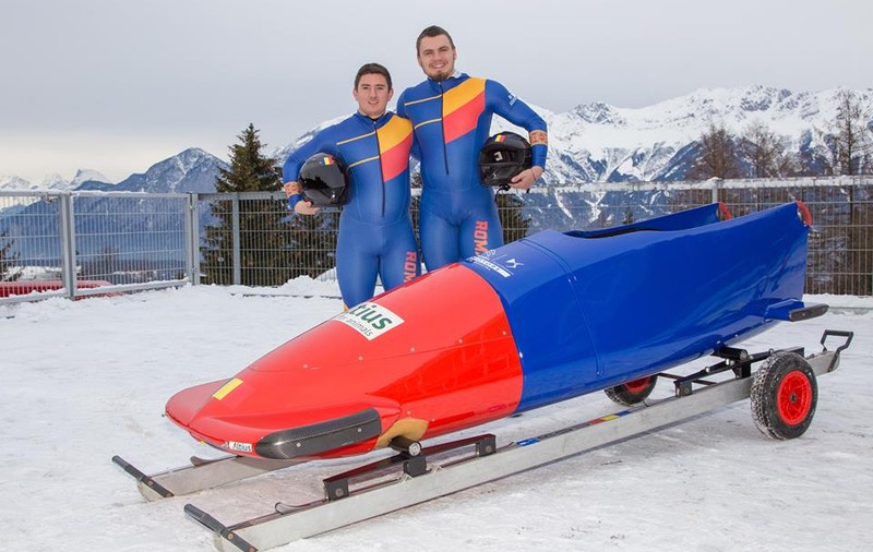 Argint pentru tricolore la Campionatul Mondial de bob pentru juniori. Bronz la masculin U23