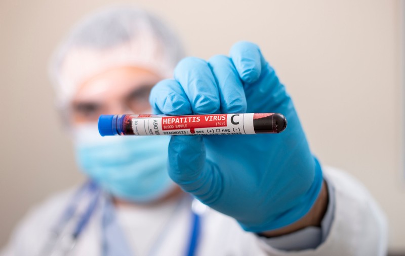 Pacienţii cu hepatita C nu au acces la tratament antiviral de 5 luni. "Nu am crezut că această criză politică ne va afecta atât de mult"