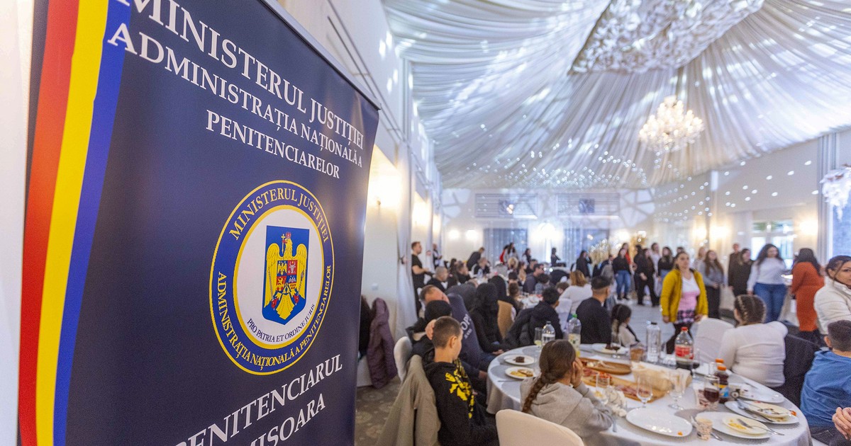 Cu ocazia sarbatorilor de iarna penitenciarul Timisoara a organizat evenimentul "Impreuna de Craciun" prin care detinutii au putut fi alaturi de familiile lor, sambata 13 decembrie 2025, Timisoara. Inquam Photos / Virgil Simonescu