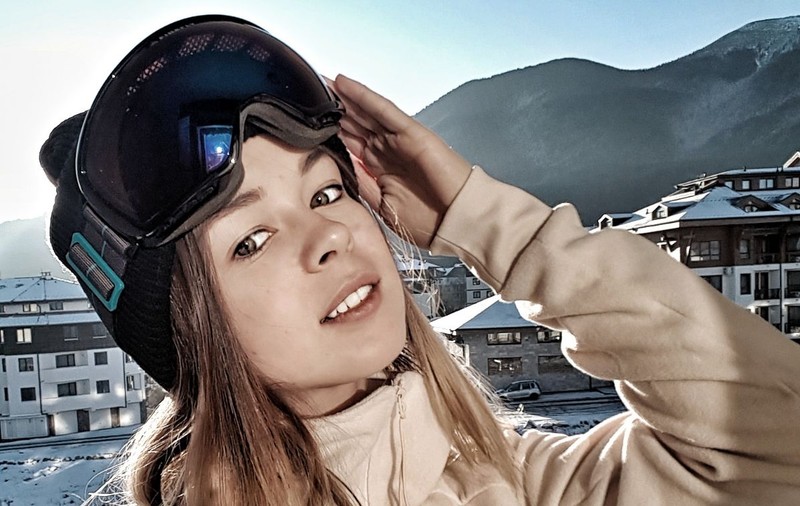 Ioana Petric, vacanță relaxantă înaintea unui nou sezon Cronica Cârcotașilor
