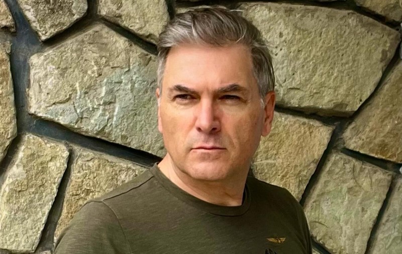 Imagine rară cu Mircea Radu din copilărie. Povestea care l-a marcat: „Mi-a spus că înghite săbii și adoră șerpi cu care se plimbă de gât”