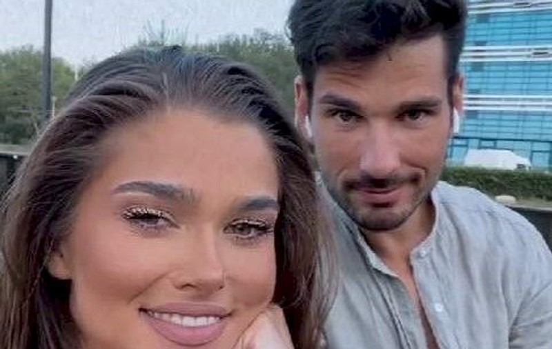 Anghel Damian, iubitul lui Theo Rose, primele declarații după ce s-a aflat că va fi tată: „Suntem copleșiți de fericire și emoții”