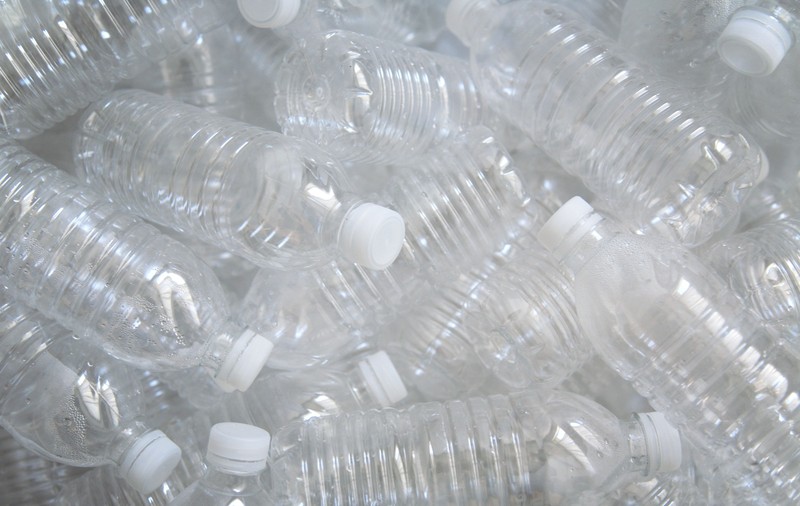 Cum va funcționa sistemul de returnare a ambalajelor din plastic, sticlă și aluminiu care conțin băuturi