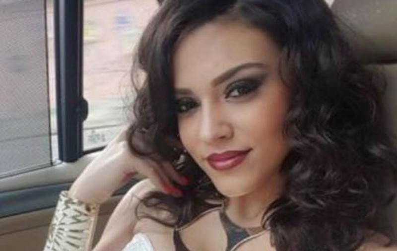 Fiica lui Minune infirmă zvonurile potrivut cărora şi-ar fi pus silicoane: "Sunt prea mică"