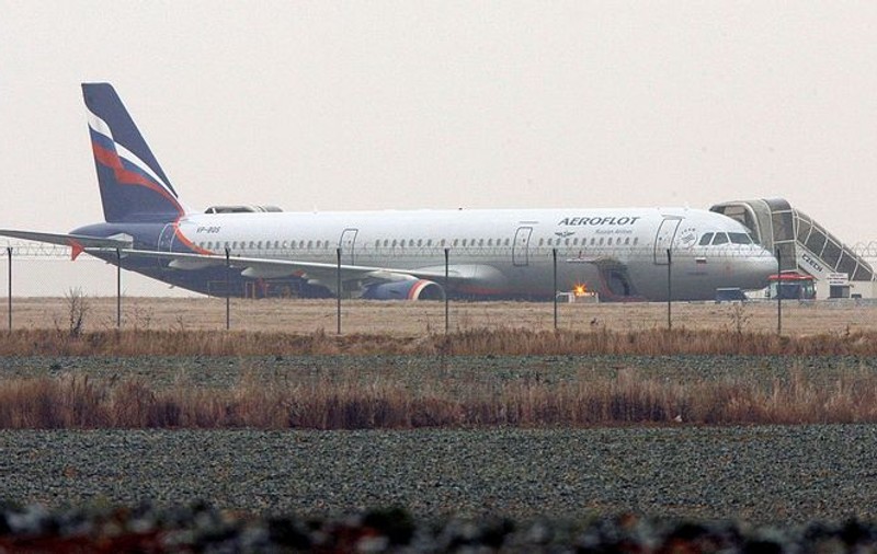 Ameninţare cu bombă într-un avion la Atena
