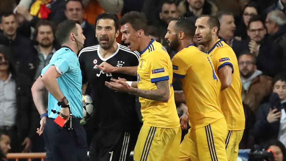 Buffon, final trist de carieră. ”Oliver are un tomberon în loc de suflet”. Hagi și Zidane, alte finaluri mici ale unor mari jucători