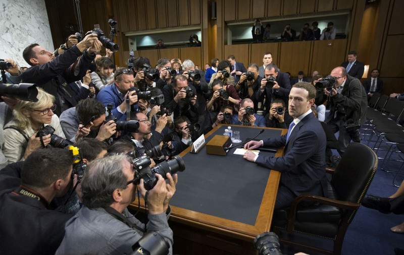 Facebook nu va cenzura publicitatea politică mincinoasă! Anunțul stârnește scandal în plină campanie electorală în SUA