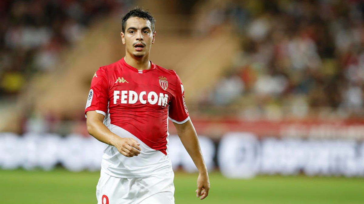 Gestul făcut de fotbalistul Wissam Ben Yedder. I-a plătit plinul unei persoane la benzinărie