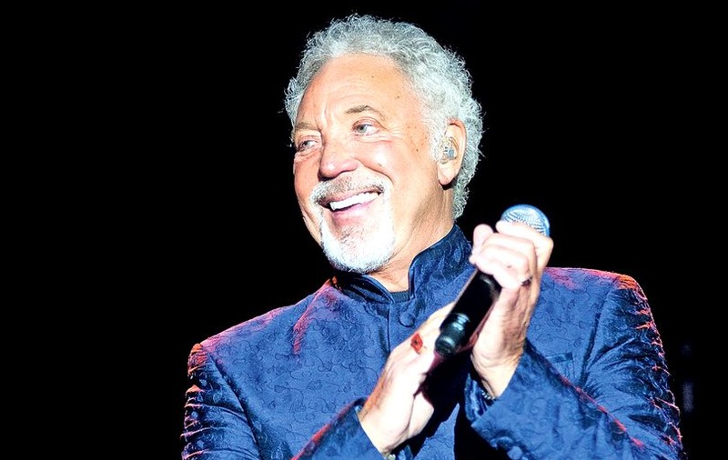 Tom Jones, în spital din cauza unei infecţii bacteriene. Artistul şi-a anulat concertele