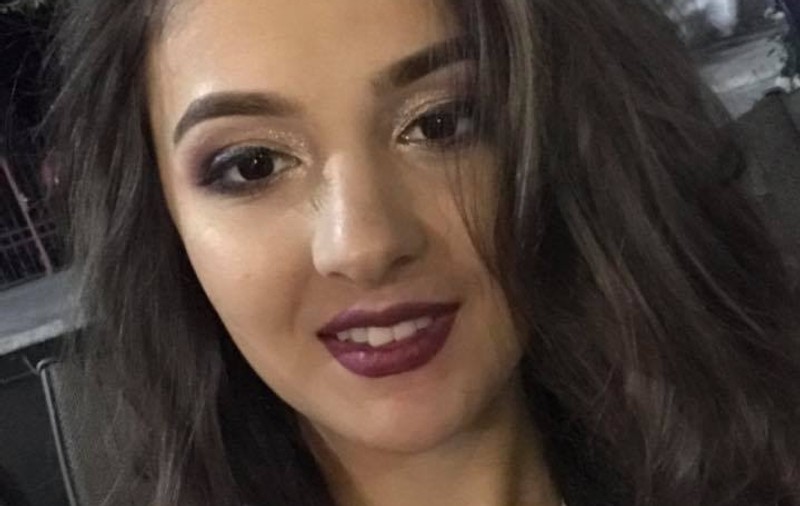 Apel pentru salvarea Cristinei Șoit, tânăra aflată în comă în urma unui accident. Fratele ei a murit