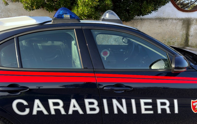 Un electrician român a fost găsit mort într-un depozit din Italia. Bărbatul ar fi fost împușcat