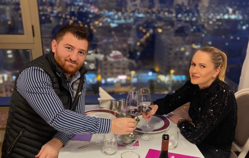 Anunțul făcut de Cătălin Moroșanu după 20 de ani de relație cu soția lui. De ce nu poartă verigheta. „Eu nu știu cum m-a suportat”