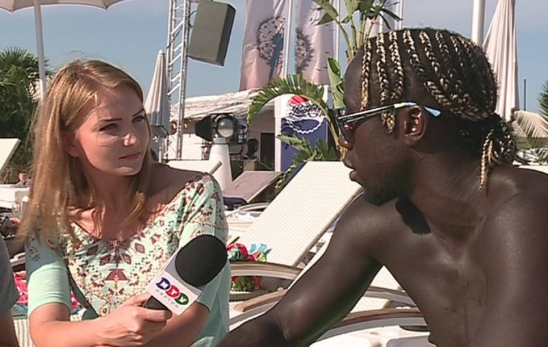 Un fotbalist celebru îşi petrece vacanţa la Mamaia! Înainte fusese la Miami