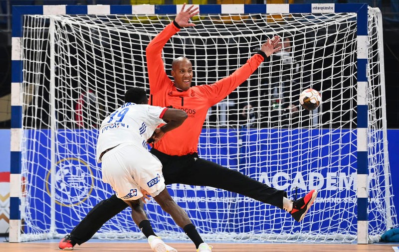 Portarul naționalei de handbal a Portugaliei, în stare critică, după ce a suferit un stop cardio-respirator