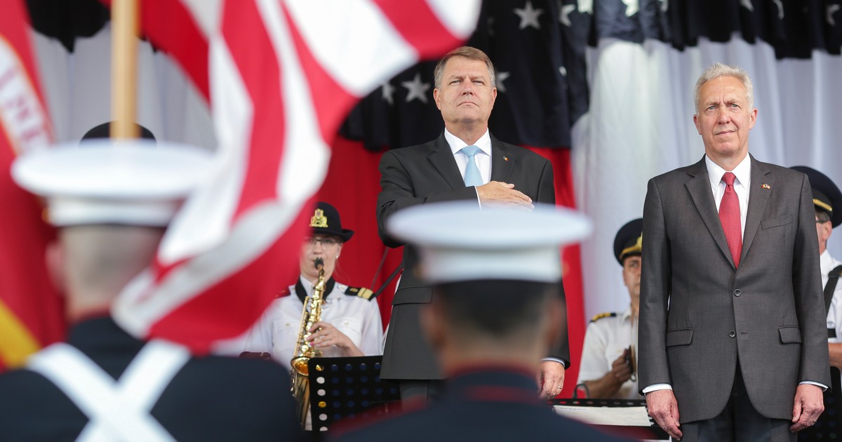 Klaus Iohannis, la Centrul Mihail Kogălniceanu și în Poligonul Cincu