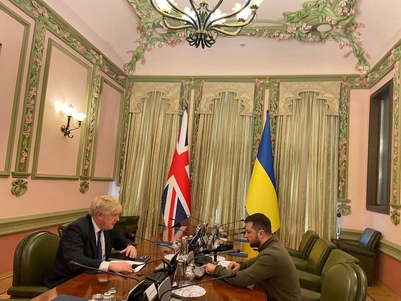 Boris Johnson și Volodimir Zelenski FOTO: Andrei Sibiga - Facebook