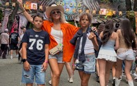 Mirela Vaida si cei doi copii ai săi. Sursa FOTO: Facebook