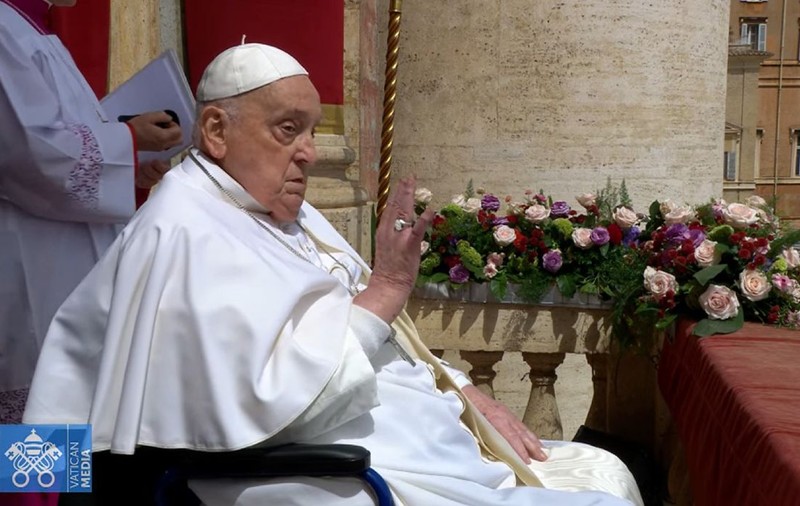 Ultimele clipe ale lui Papa Francisc: „Nu a suferit”. Ce i-a spus infirmierului care l-a îndemnat să iasă în Piața Sfântul Petru