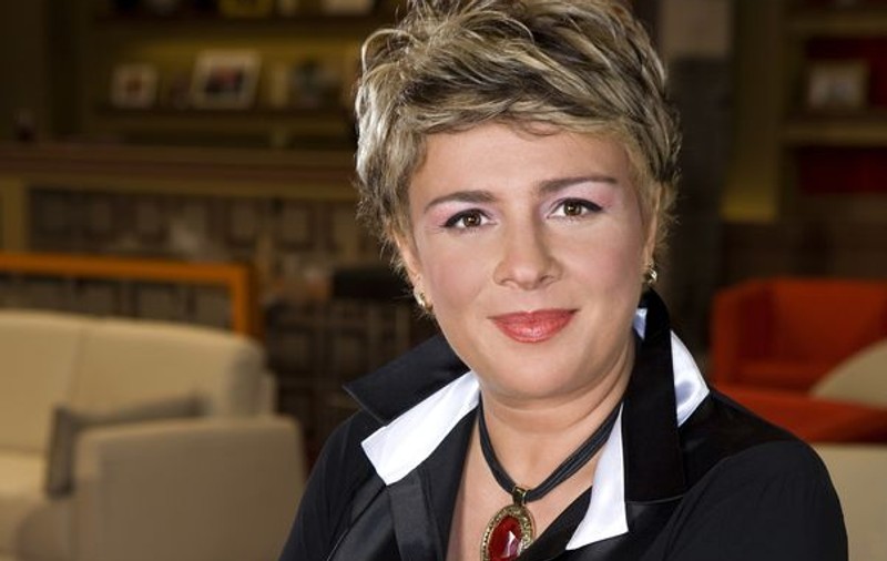 Medicul personal al lui Nicolae Ceauşescu îi recomandă lui Teo o dietă strictă: "La micul dejun, doar ceai şi pâine cu jeleu de fructe"
