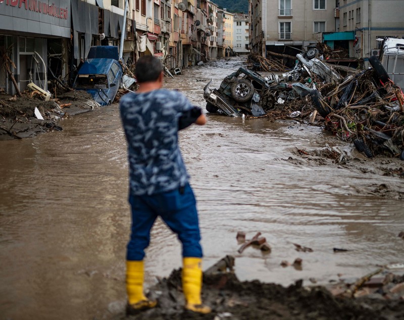 Turcia, devastată de inundații. Cel puțin 44 de oameni au murit, câteva zeci sunt dați dispăruți
