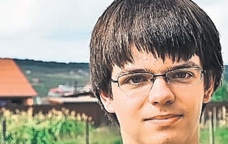 Pe el s-au bătut cele mai tari facultăți din SUA!