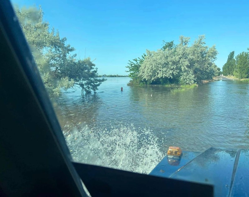 „Este o crimă de război!". Ce înseamnă catastrofa de la barajul Nova Kahovka pentru războiul dintre Ucraina și Rusia