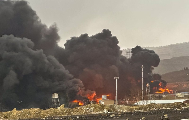 Un loc în care erau produse arme nucleare a fost atacat la Teheran și comandantul „Forței Radwan” din sudul Libanului a fost eliminat, spune armata israeliană