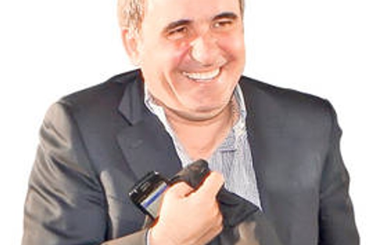 Hagi a dat 100.000 de euro pe chiria jucătorilor de la Viitorul