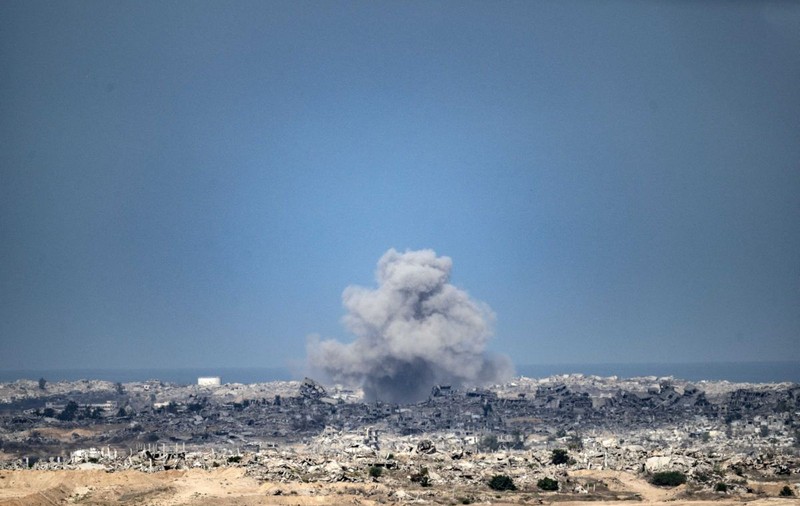Situație „cataclismică” în orașul Gaza, declară un oficial ONU, în timp ce tancurile israeliene avansează