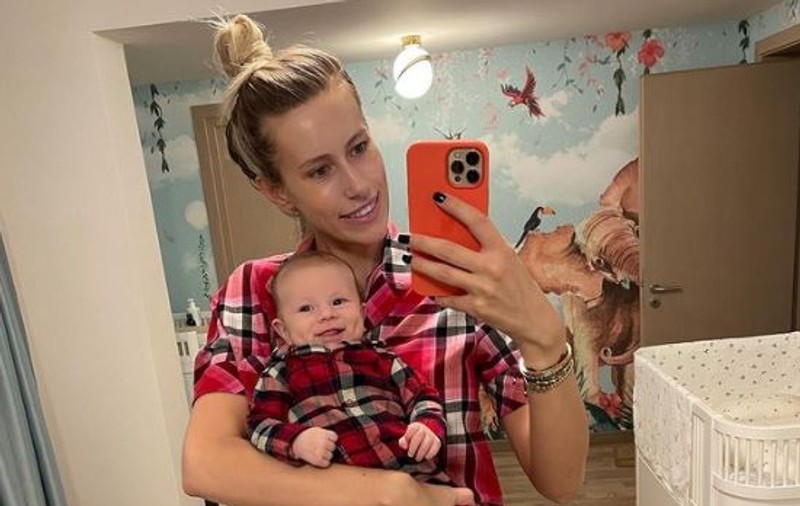 Gabriela Prisăcariu, în lenjerie intimă la trei luni de când a născut. Cum și-a recăpătat silueta