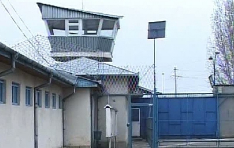 EXCLUSIV / Un criminal s-a sinucis la Penitenciarul Colibași. Pușcăriașul a luat un pumn de medicamente