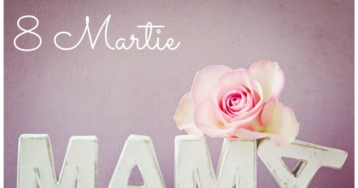 Mesaje de 8 martie pentru mama- litere din lemn cu textul mama pe care e pus un trandafir
