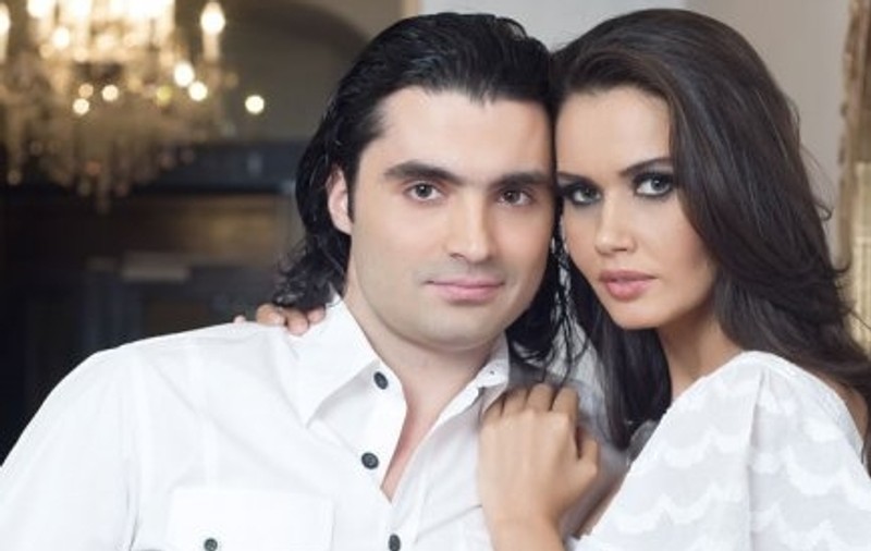 Oana ÎNCĂ ÎL MAI IUBEŞTE PE PEPE? "E convinsă că Pepe SE VA ÎNTOARCE LA EA!". Vezi cine ARUNCĂ BOMBA în cazul lui Zavo