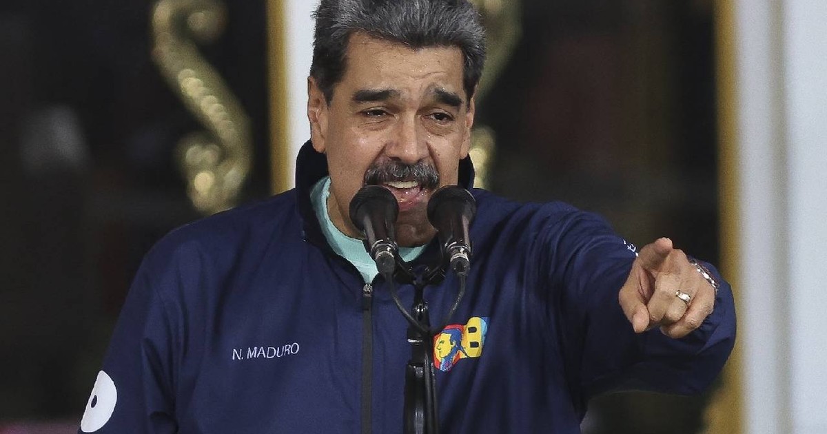 Președintele Venezuelei, Nicolas Maduro, discurs în timpul sărbătorilor Zilei Studenților la Palatul Miraflores din Caracas, Venezuela, pe 21 noiembrie 2025.