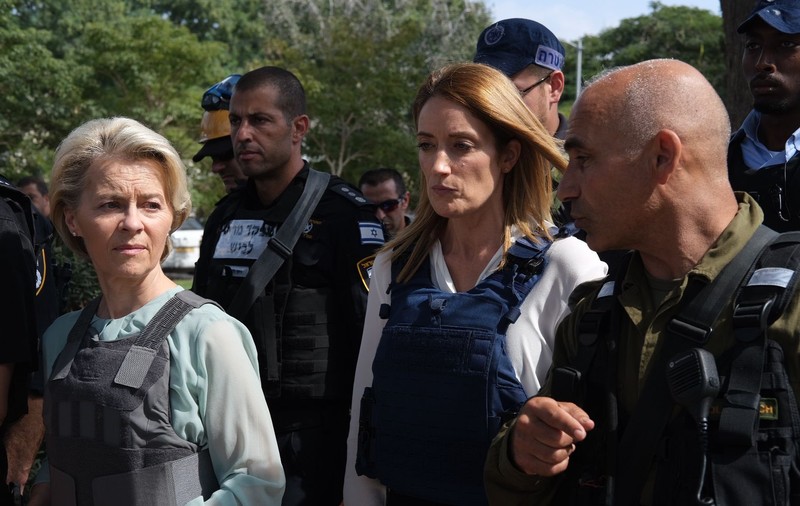 Ursula von der Leyen și Roberta Metsola, duse de urgență la adăpost, după ce au fost surprinse de o alertă aeriană în Israel - VIDEO