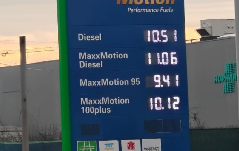 Prețul benzinei și motorinei luni, 30 martie 2026: Cât costă un litru de carburant în București, Cluj, Timișoara, Iași și Constanța