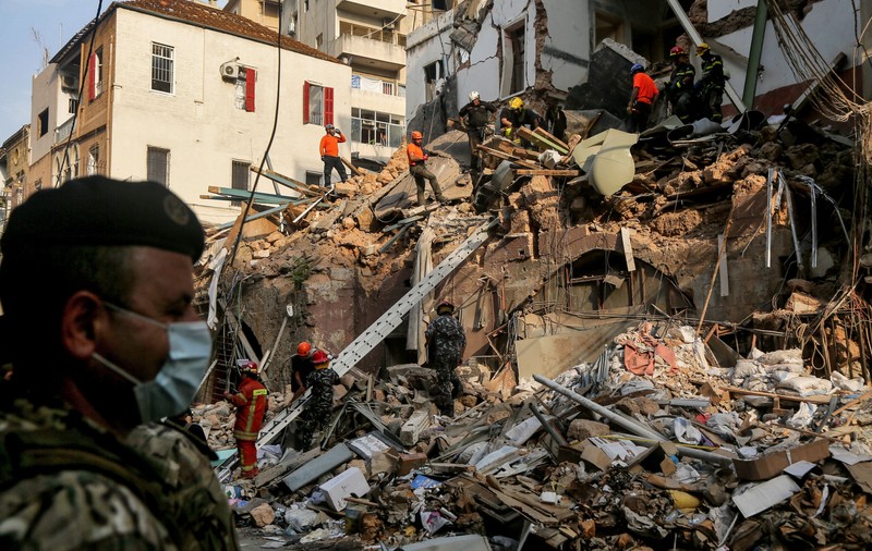 VIDEO | Speranțe de viață, la o lună de la explozia devastatoare. Salvatorii din Beirut caută o „bătaie de inimă” sub dărâmături