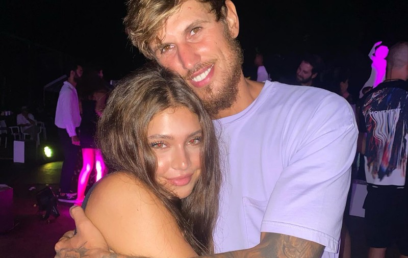 Alex Delea, câștigătorul „Survivor”, despre presupusa relație cu Elena Chiriac: „Ne scriem”